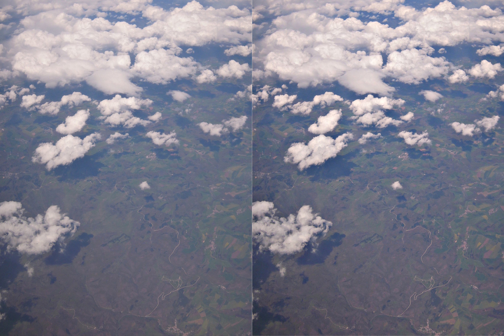 Luftbild durch Flugzeugfenster und feuchte Luft